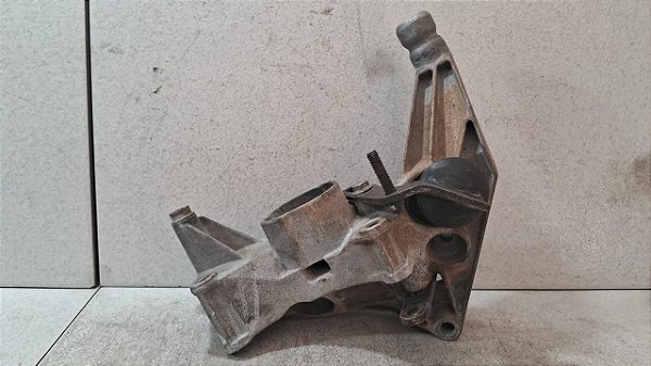 Suporte Alternador c/ ar condicionado Vw Gol 1996 a 2012
