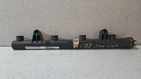 Flauta bico injetor GM Corsa/Celta 1.0 VHC  2000 a 2006