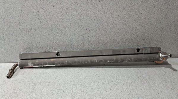 Flauta Bico Injetor GM Vectra GL 1997 a 2005 2.2 Cod98245316