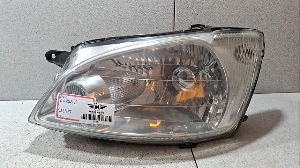 Farol Lado Esquerdo  GM Classic 2012 a 2015 (Paralelo)