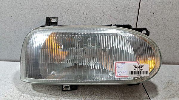 Farol Lado Direito VW Golf 1992 a 1998 (TYC)