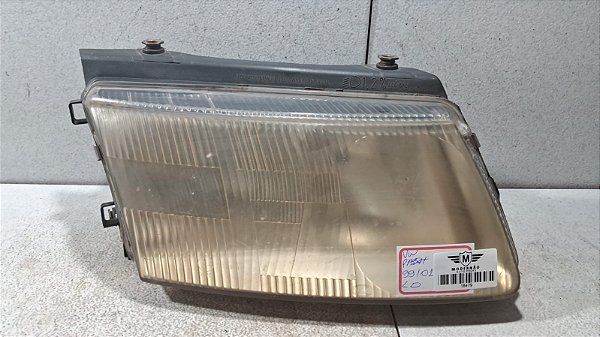 Farol Lado Direito VW Passat 1999 a 2001 (Hella)