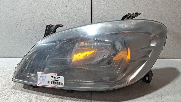 Farol Lado Esquerdo GM Celta 2006 a 2015 -(Arteb/Cromomix)