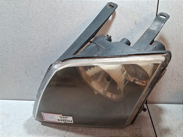 Farol Lado Direito Ford Ecosport 2003 a 2018 máscara Negra