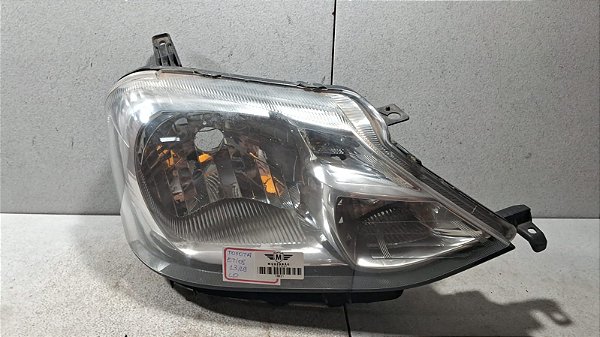 Farol Lado Direito Toyota Etios 2013 a 2019