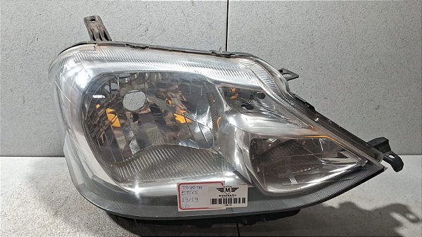 Farol Lado Direito Toyota Etios 2013 a 2019