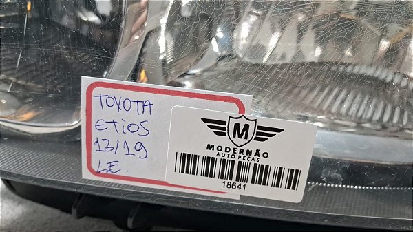 Farol Lado Esquerdo Toyota Etios 2013 a 2019