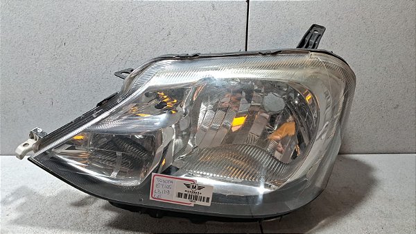 Farol Lado Esquerdo Toyota Etios 2013 a 2019
