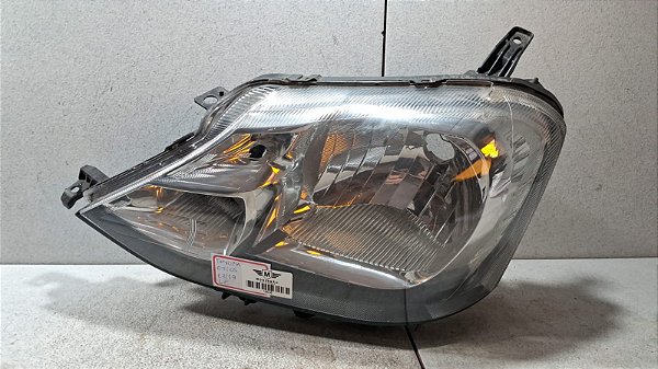Farol Lado Esquerdo Toyota Etios 2013 a 2019
