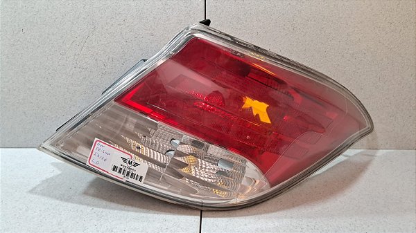 Lanterna Lado Direito GM Prisma 2013 a 2016 Cristal Paralelo