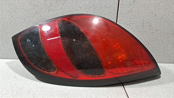 Lanterna Lado Direito GM Celta 2001 a 2005 Arteb