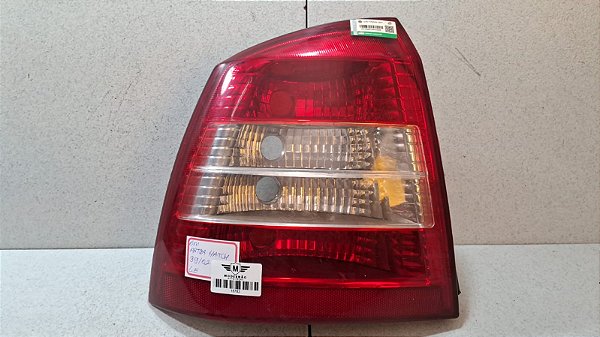 Lanterna Lado Esquerdo GM Astra Hatch 1999 a 2002 Paralelo