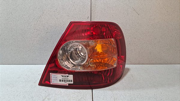 Lanterna Lado Direito Fiat Siena 2004 a 2007 Paralela