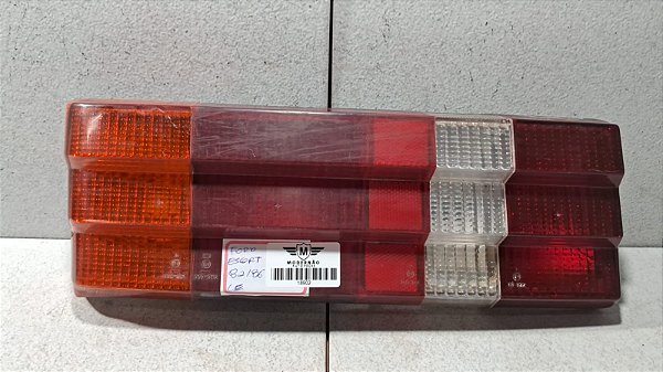 Lanterna Lado Esquerdo Ford Escort 1982 a 1986 Paralelo