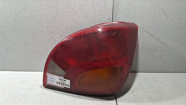 Lanterna Lado Direito Ford Fiesta 1996 a 2004
