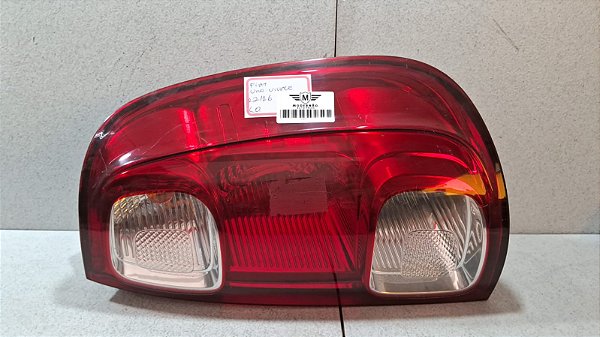 Lanterna Lado Direito  Fiat Uno Vivace 2012 a 2016