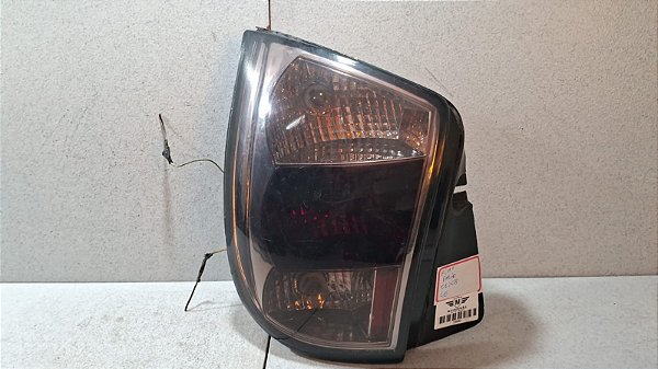 Lanterna Lado Esquerdo Fiat Palio 2001 a 2008  Paralelo