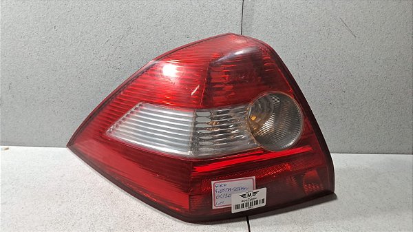 Lanterna Lado Esquerdo Fiesta Sedan 2005 a 2010 Paralela