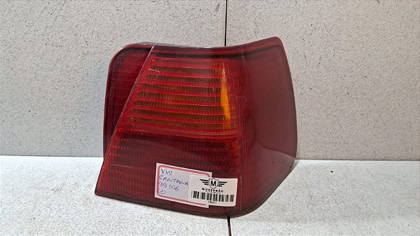 Lanterna Lado Direito VW Santana 1999 a 2006 Arteb