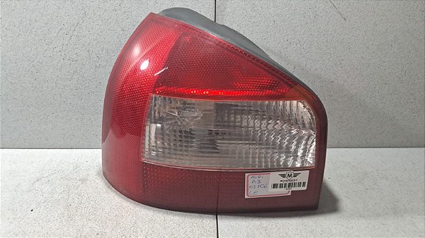 Lanterna Lado Esquerdo Audi A3 2001 a 2006 Paralelo