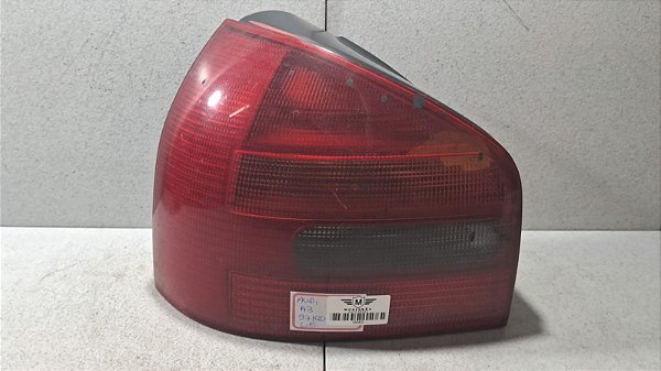 Lanterna Lado Esquerdo  Audi A3 1997 a 2000