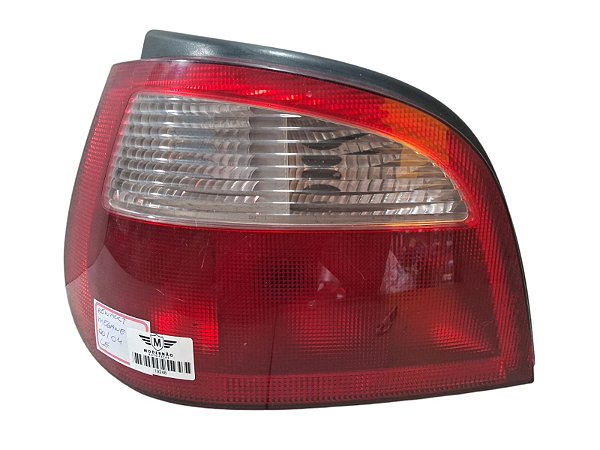 Lanterna Lado Esquerdo Renault Megane 2000 a 2004 Hella