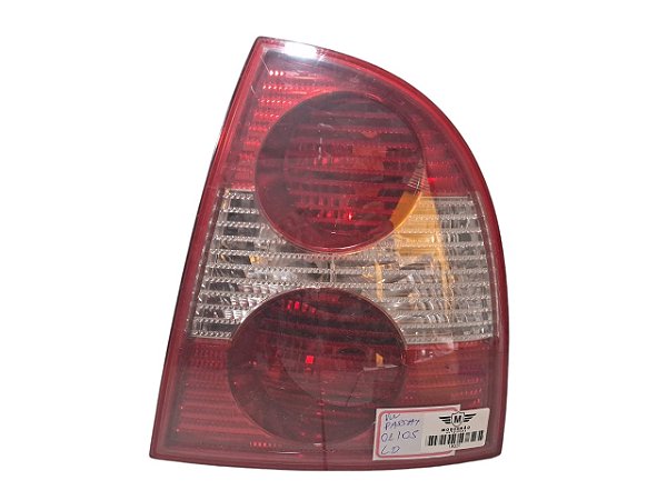 Lanterna Lado Direito VW Passat 2001 a 2005 Axo Scintex