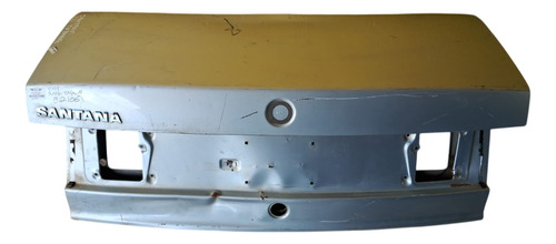 Tampa Traseira Sedan Vw Santana 1992 A 2006 Com Detalhe