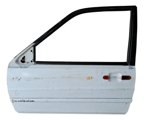 Porta Dianteiro Esquerdo Vw Santana 1985 A 2000 Detalhe