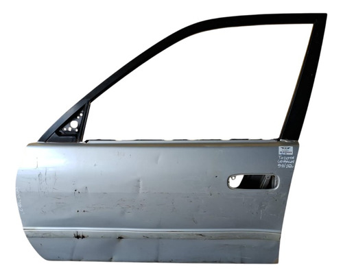 Porta Dianteiro Esquerdo Toyota Corolla 1999 A 2002 Detalhe