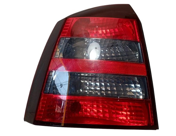 Lanterna Lado Esquerdo Fume Gm Astra hatch 2003 a 2011 arteb