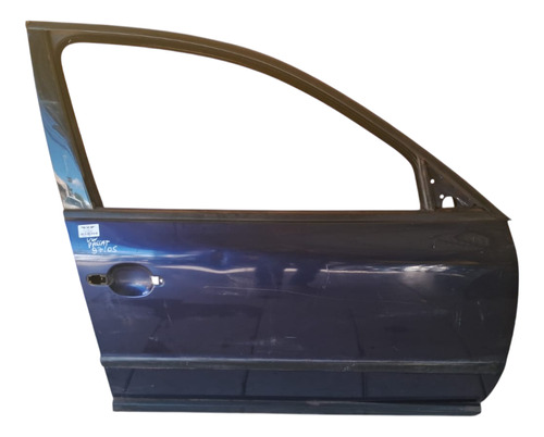 Porta Dianteiro Direito Vw Passat 1997 A 2005 Com Detalhe
