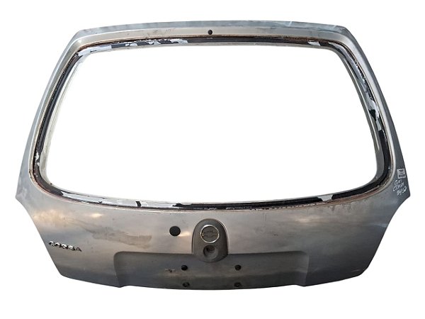 Tampa Traseira Gm Corsa Wind Hatch 1999 a 2002Com detalhe