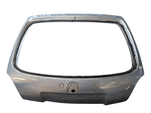 Tampa Traseira Gm Corsa Wind Hatch 1999 a 2002Com detalhe