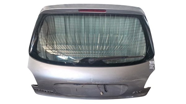 Tampa Traseira Peugeot 206 1998 a 2012 Com detalhe