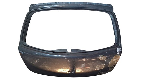 Tampa Traseira Renault Sandero 2011 a 2014 Com detalhe