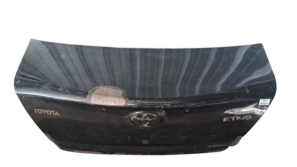 Tampa Traseira  Toyota Etios Sedan 2013 a 2019 Com detalhe