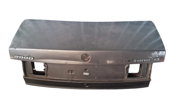 Tampa Traseira  Vw Santana Sedan 1991 a 1996 Com detalhe