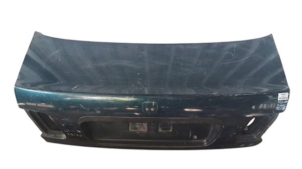 Tampa Traseira Honda Civic Sedan 1996 a 1998 Com detalhe