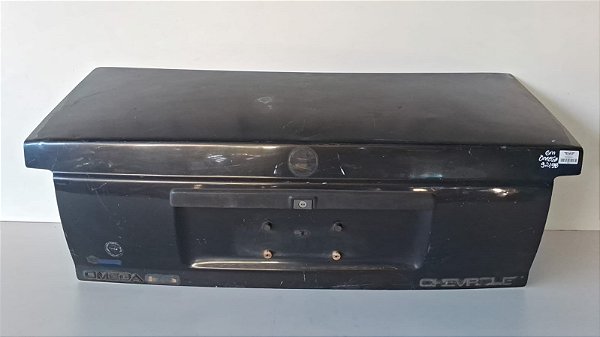 Tampa Traseira Gm Omega Sedan 1992 a 1998 Com detalhe