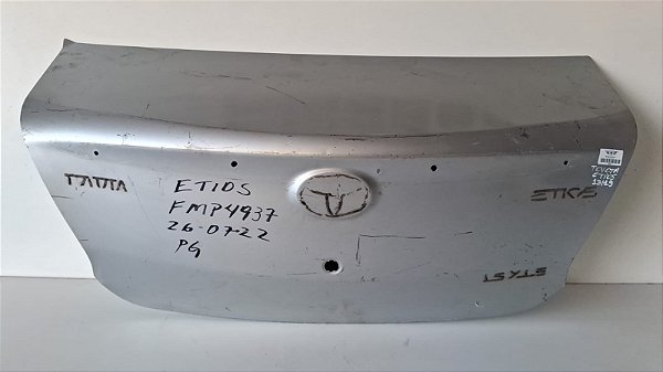 Tampa Traseira Toyota Etios Sedan 2013 a 2019 Com detalhe