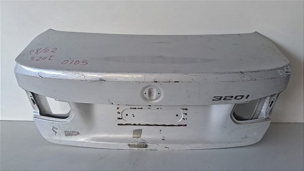 Tampa Traseira Bmw 320i Sedan 2013 a 2018 Com detalhe