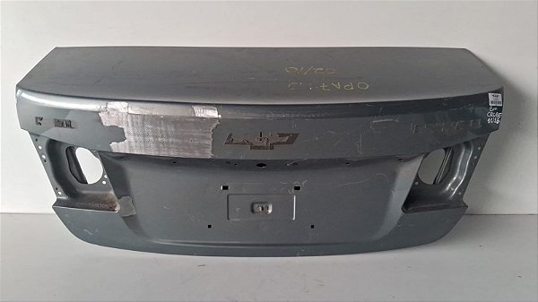Tampa Traseira Gm Cruze Sedan 2011 a 2016 Com detalhe