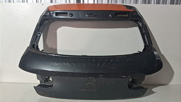 Tampa Traseira C4 Citroen Cactus 2018 a 2022 Com detalhe