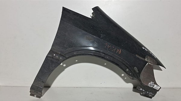 Paralama Lado Direito Gm Zafira 2001 a 2012 Com detalhe