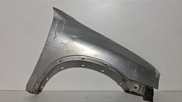Paralama Lado Direito Gm Corsa 1994 a 2010 Com detalhe