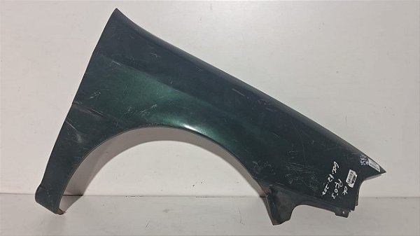 Paralama Lado Direito Vw Gol 1995 a 1999 Com detalhe