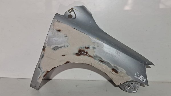 Paralama Lado Direito Vw Fox 2010 a 2014 Com detalhe