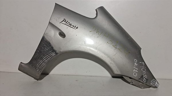 Paralama Direito Citroen Xsara Picasso 1999 a 2007 C/detalhe