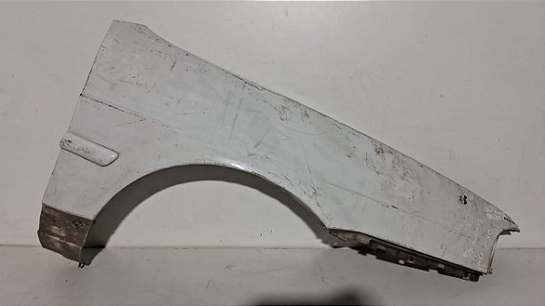 Paralama Direito Vw Santana 1991 a 2006 Com detalhe